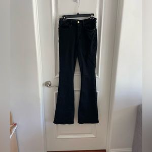 Frame Le One Flare Black Jean